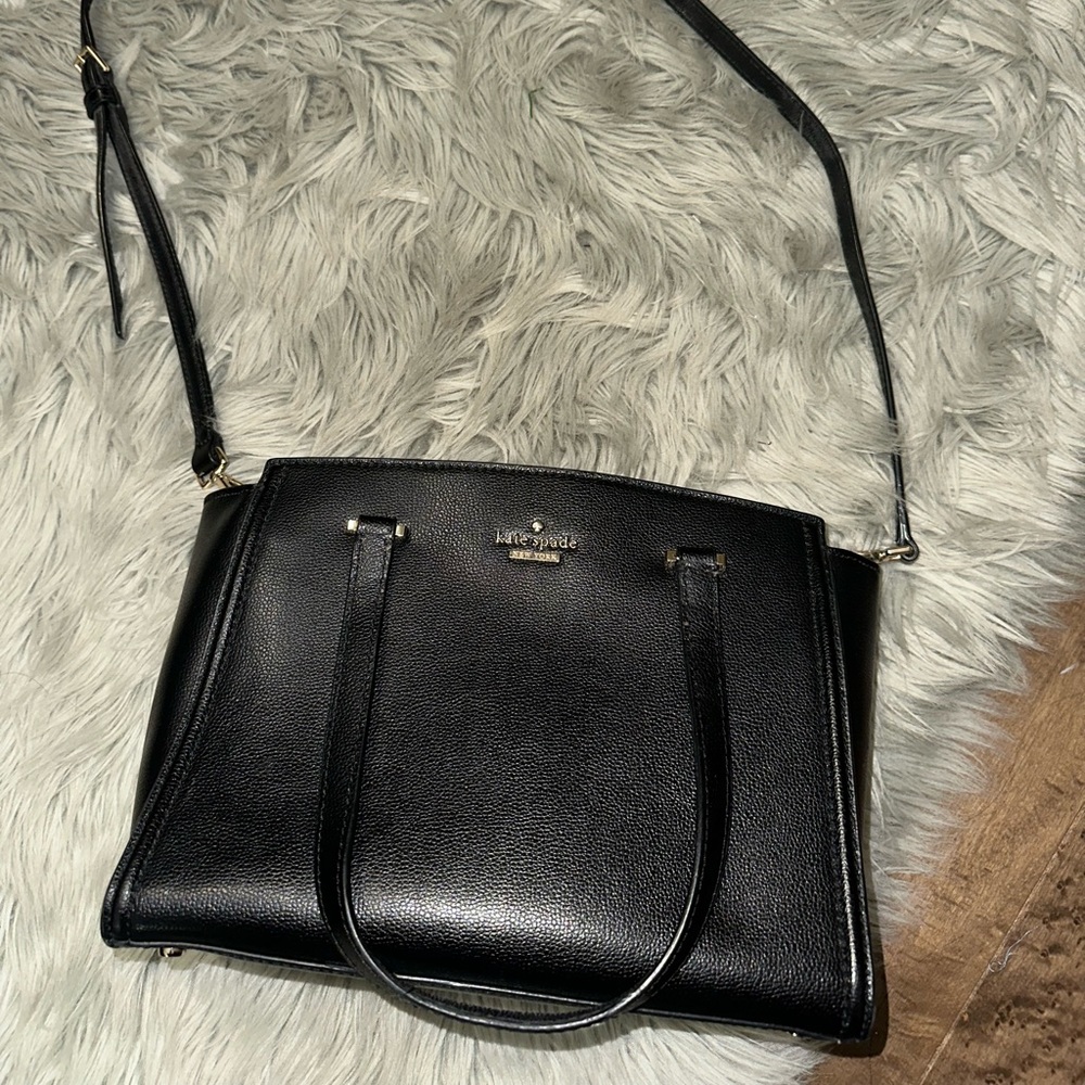 Black Kate spade purse